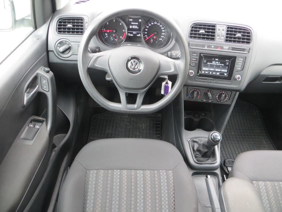 VW Polo 1 4 TDI BMT 75Ks Comfortline 1Vl Servisna Samo 111 000Km