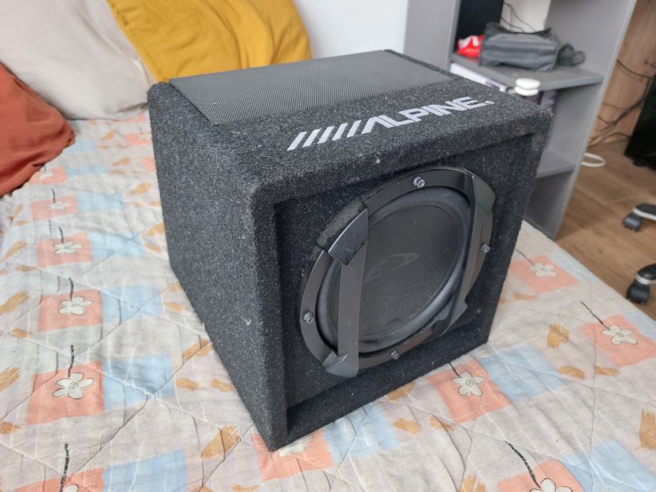 Alpine SWE 815 Aktivni Subwoofer