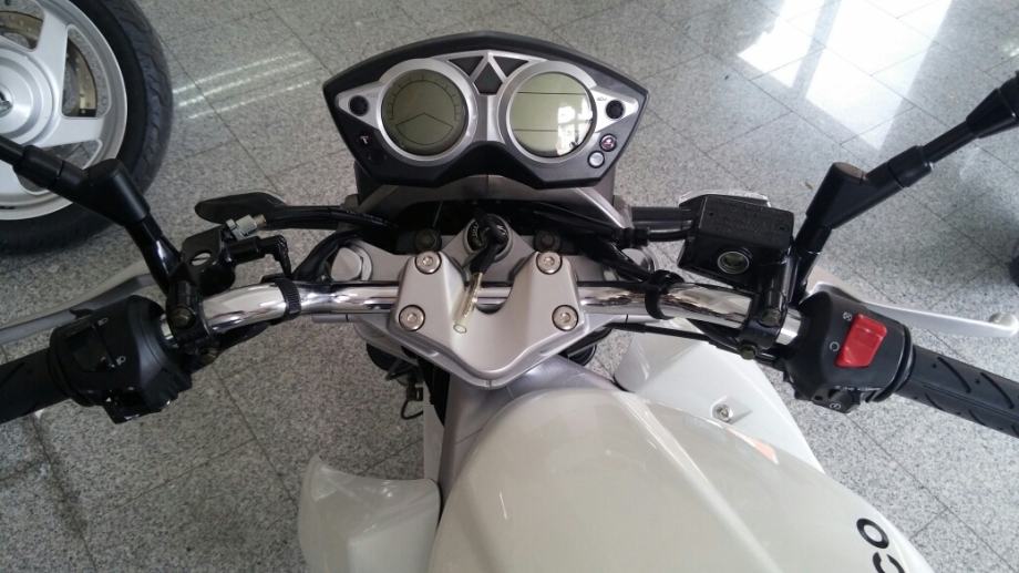 Kymco Quannon Naked Cm Kn God