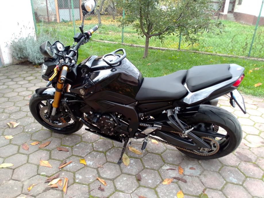 Yamaha Fazer Naked Cm God