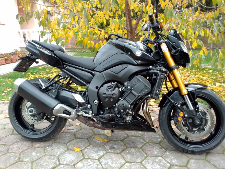 Yamaha Fazer Naked Cm God