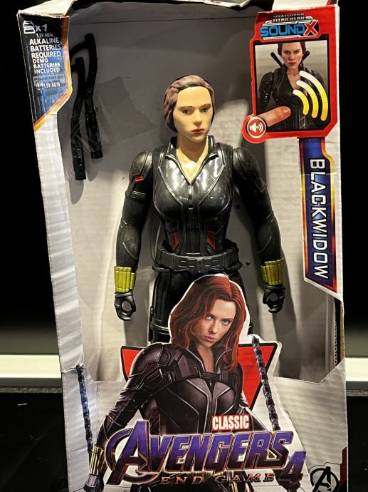 MARVEL BLACK WIDOW TITAN HERO SERIA 30 Cm