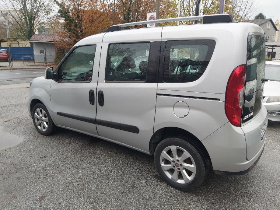 Fiat Doblo CARGO COMBI 5 Sjedala 1 6 Mjet 2019 God