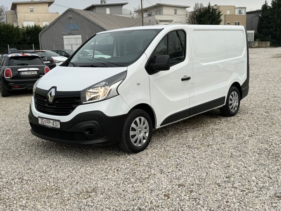 Renault Trafic Dci Prvi Vlasnik Servisna Pdc God