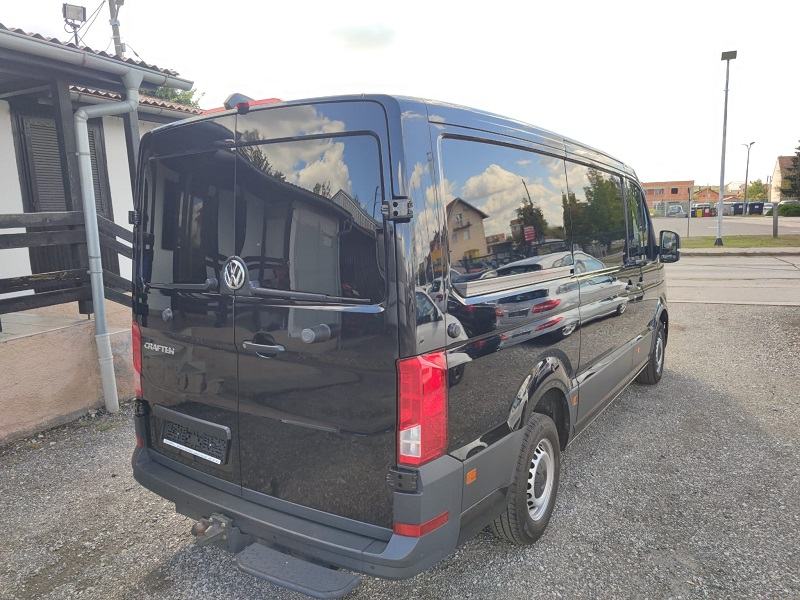 VOLKSWAGEN CRAFTER 2 0 TDI 140ks Navigacija Klima Park Kamera 2018 God