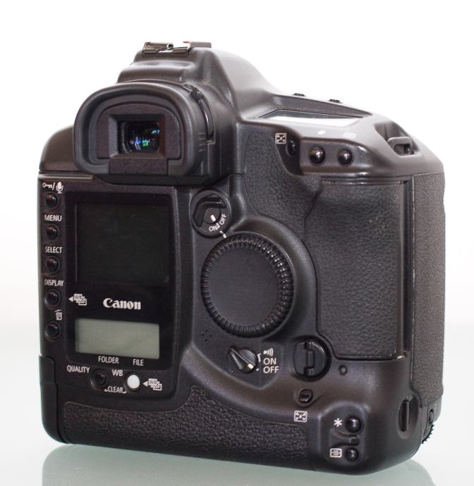 CANON EOS 1 Ds DIGITAL