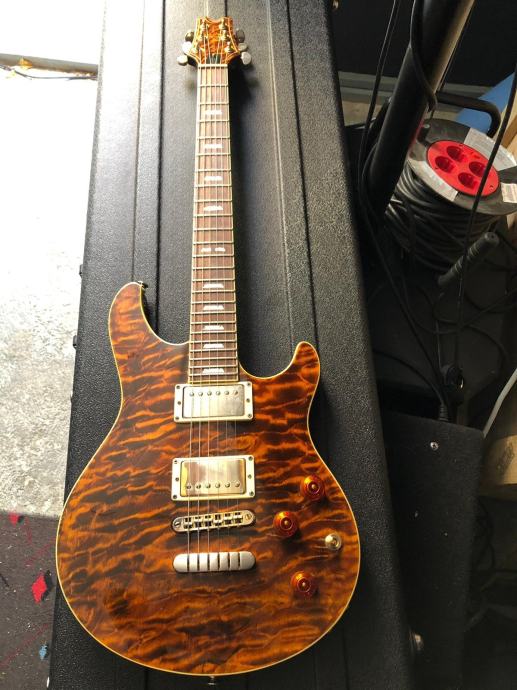 Peavey Hp Exp Signature Tiger Eye Elektri Nu Gitaru Prodajem