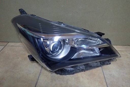 LAMPA FAR DESNI TOYOTA YARIS III REDIZAJN