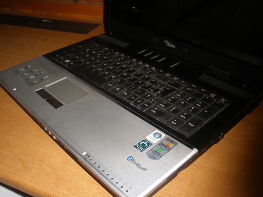 Fujitsu Siemens Amilo Xa