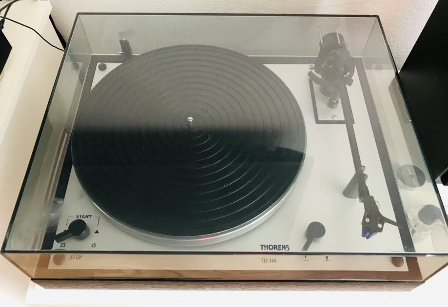 Thorens TD146 gramofon sa Ortofon zvučnicama REZERVIRANO