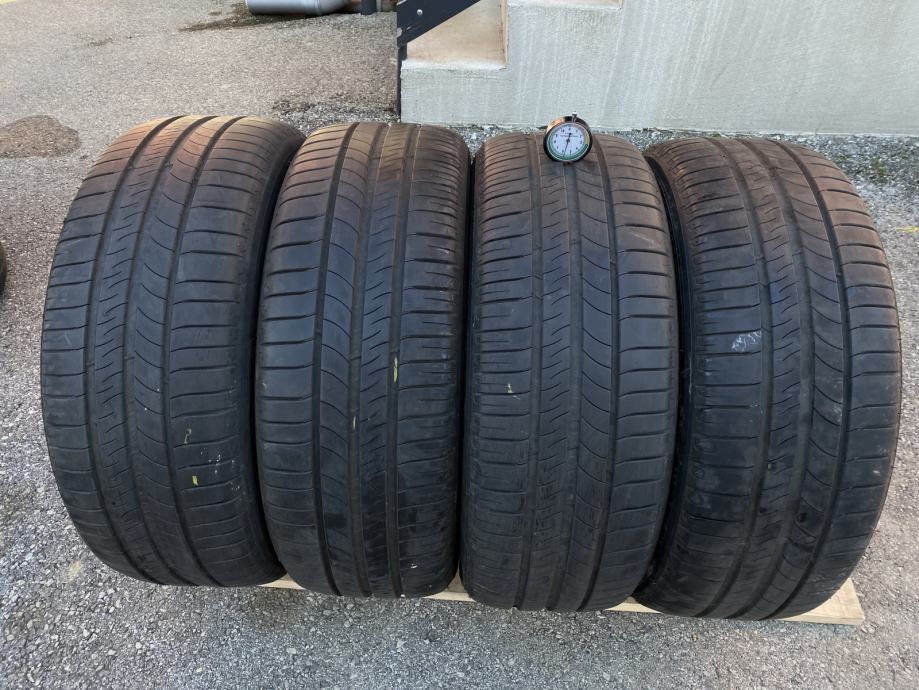 Gume Michelin 205 55 16 ljetna 4 kom Dubina Šare 6mm