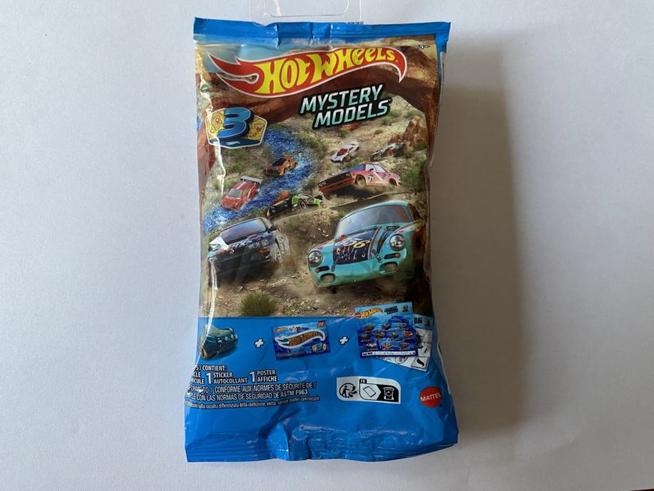 Hot Wheels Mystery Models Br Porsche Outlaw