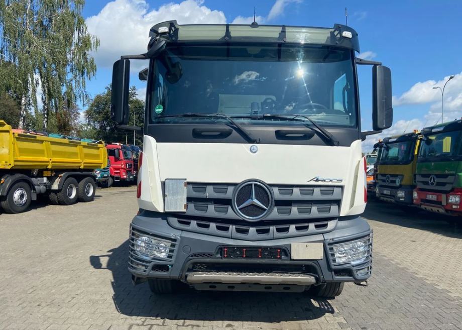 Mercedes Benz Arocs X Trostrani Kiper God