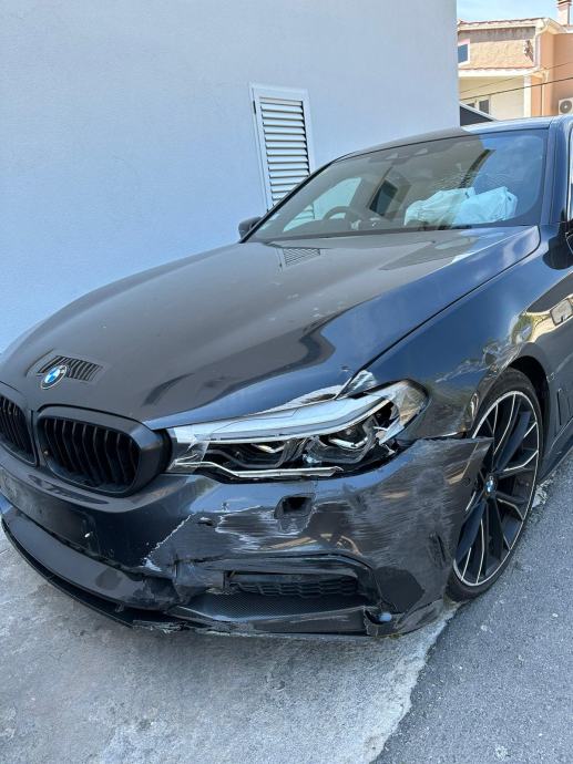 BMW G30 520d Dijelovi 2017 God