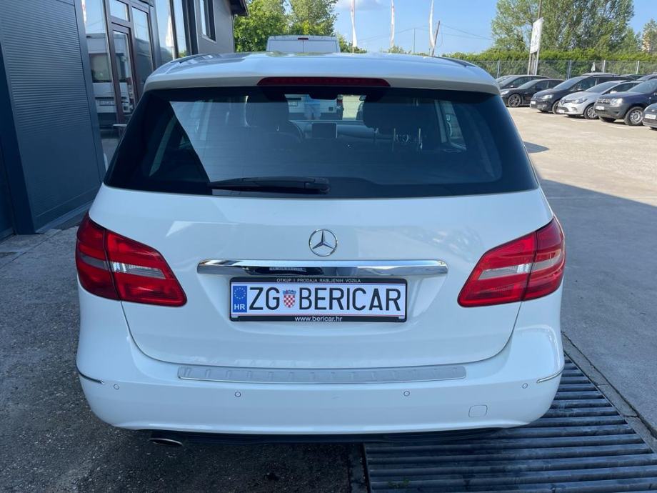 Mercedes Benz B Klasa Cdi G Karambol Prodajem God