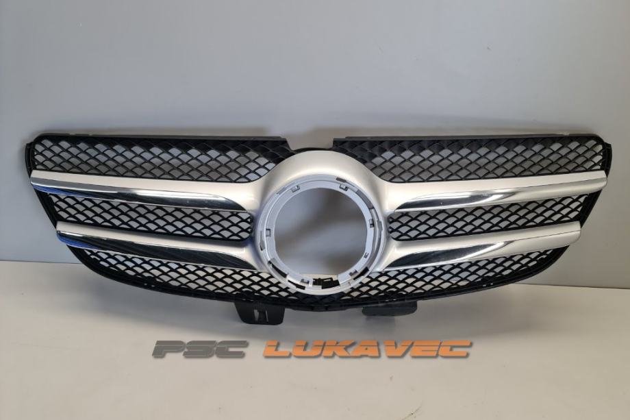 MERCEDES V KLASA W447 PREDNJA MASKA A4478809500 2020