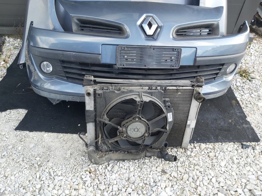 Renault Clio Branik Hauba Blatobran Far Hladnjak Greda Branika