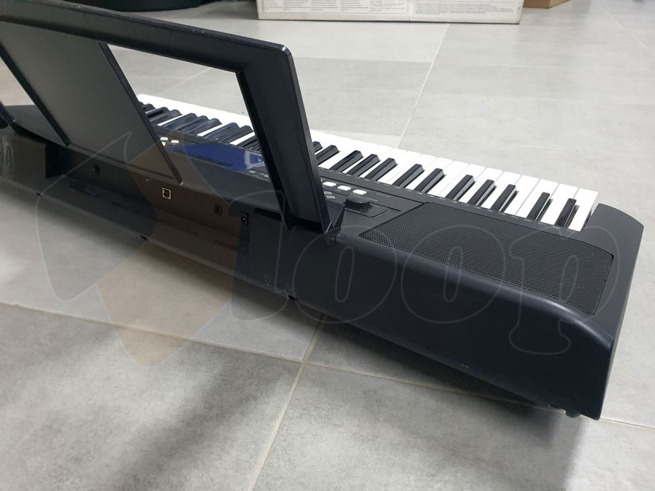 Yamaha PSR E333 školska klavijatura do 36 rata