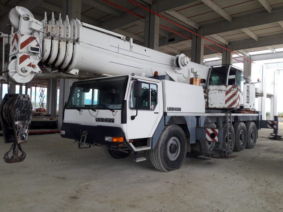 Autodizalica Liebherr T Najam