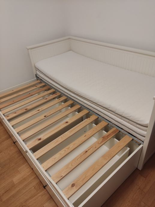 Ikea Hemnes Dnevni Krevet 80x200 3 Ladice 2 Madraca Bijeli