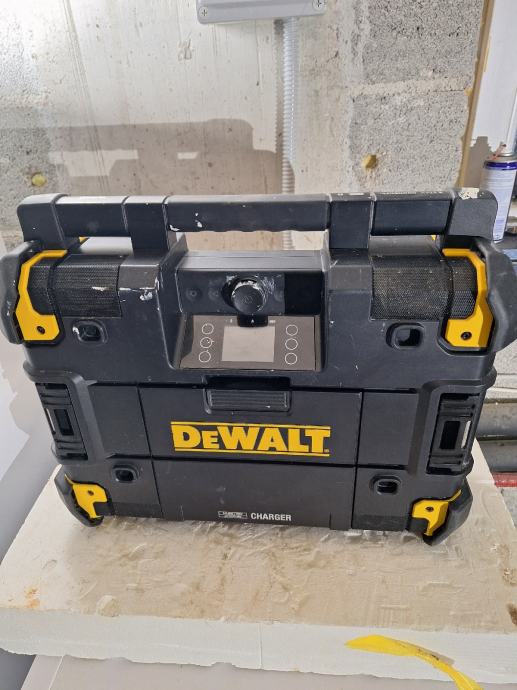 DeWALT DWST1 81078 QW Aku Radio