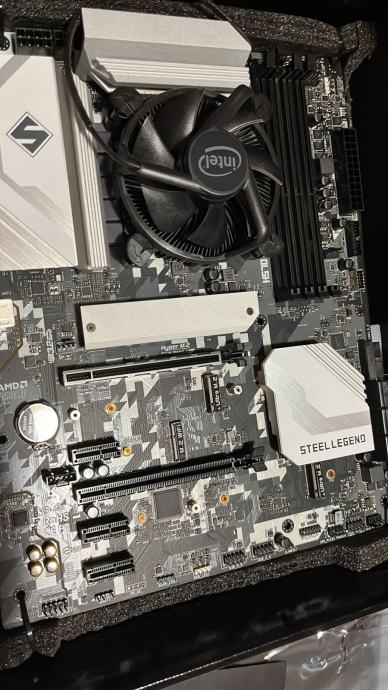 Asrock H Steel Legend Intel Lga Atx Mati Na Plo A Procesor