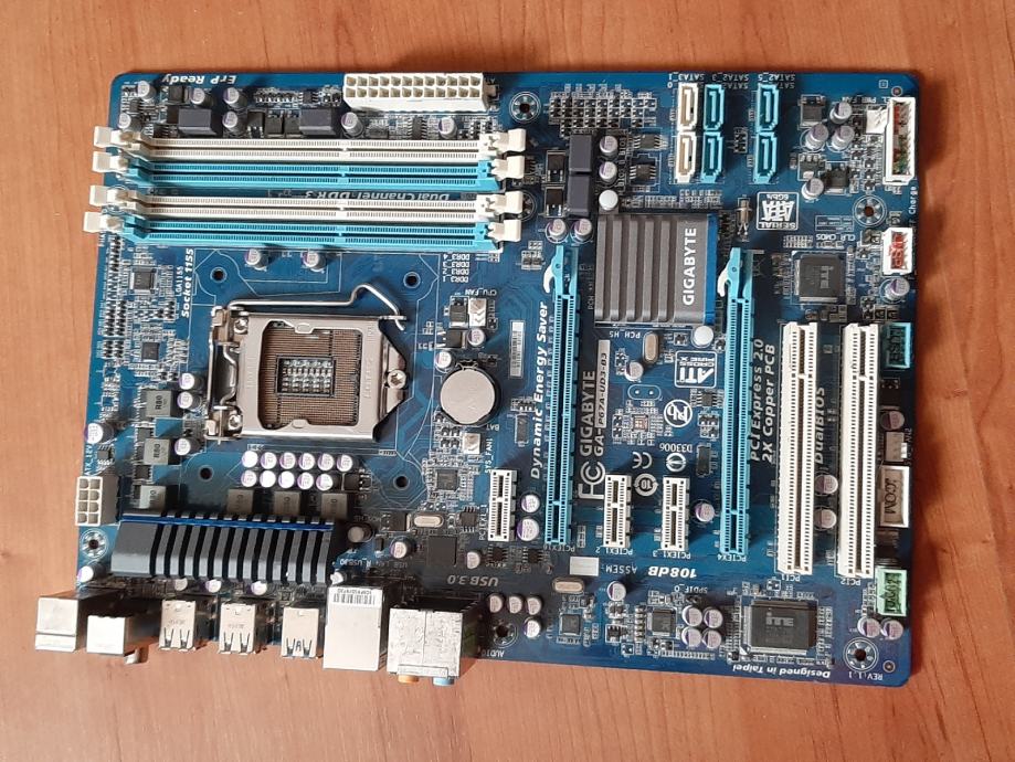 GIGABYTE GA P67A UD3 B3 SOCKET 1155 GEN 3 PROCESORI