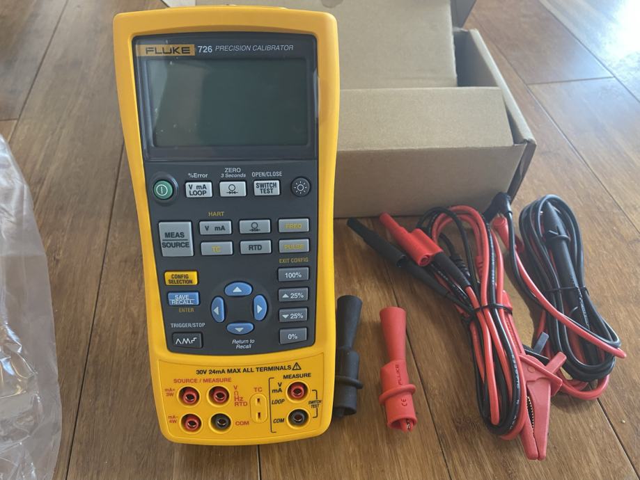 Fluke Precision Multifunction Calibrators