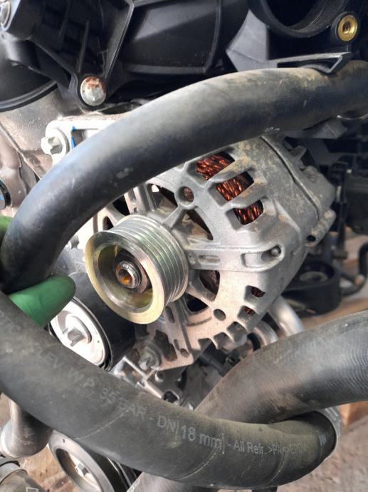 Mercedes W213 220d Alternator