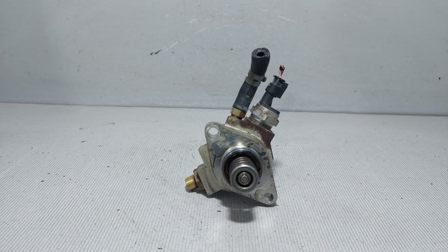 PUMPA VISOKOG PRITISKA VW GOLF 7 12 16 04E127026H