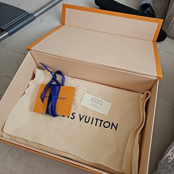 Louis Vuitton Volga Mu Ka Torbica