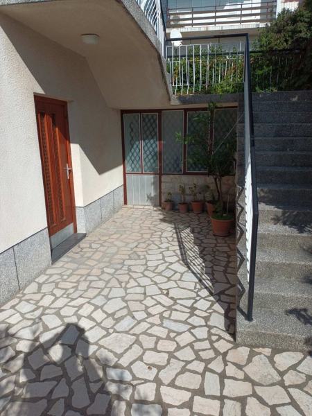 Balkon Terasa Pogled Vrt M Prodaja