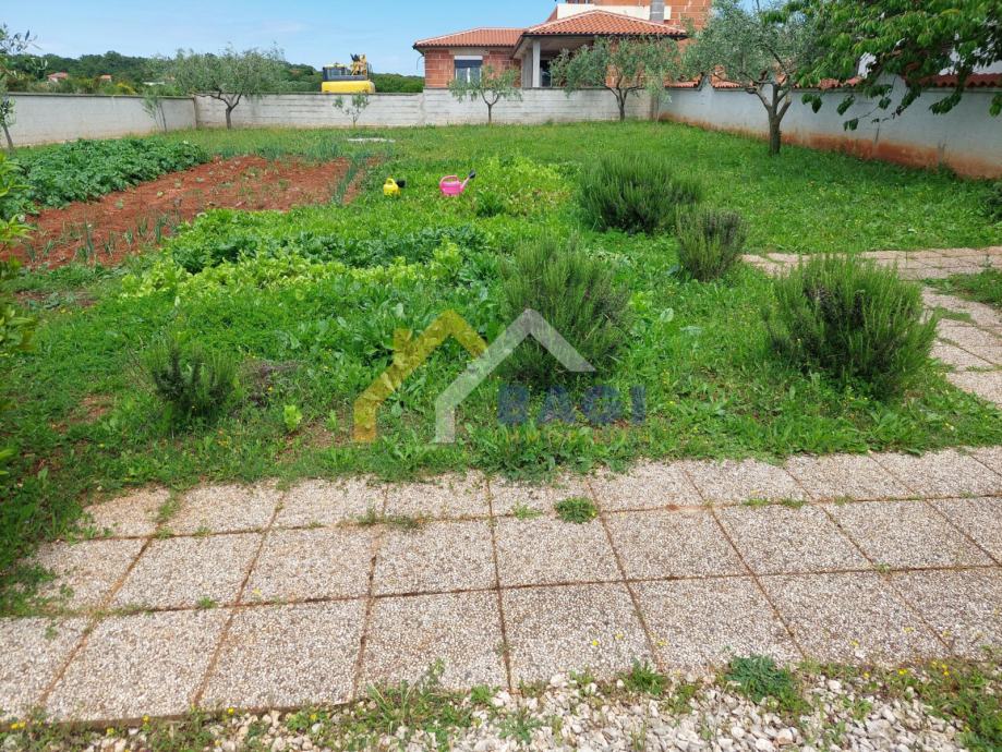 Istra Pula Prekrasna Prizemnica 180m2 Prodaja