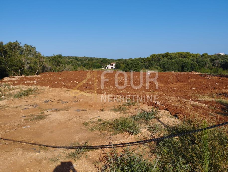 Istra Rovinj poljoprivredno zemljište 2 288m2