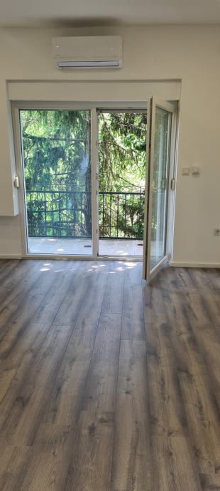 Markuševec centar 32 00 m2 novogradnja balkon parking prodaja