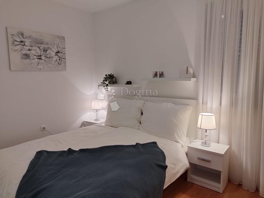 OTOK KRK APARTMAN PRVI RED DO MORA