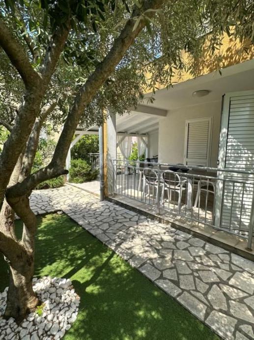 Otok Krk Malinska Apartman S Db Prodaja