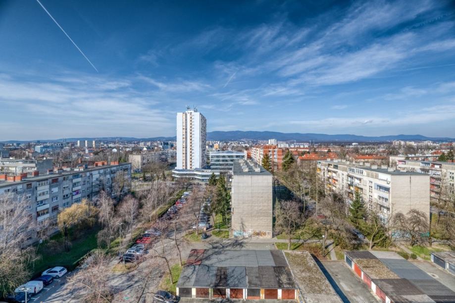 Prodaja Zagreb Pe Enica Dvosoban Stan Balkon Prodaja