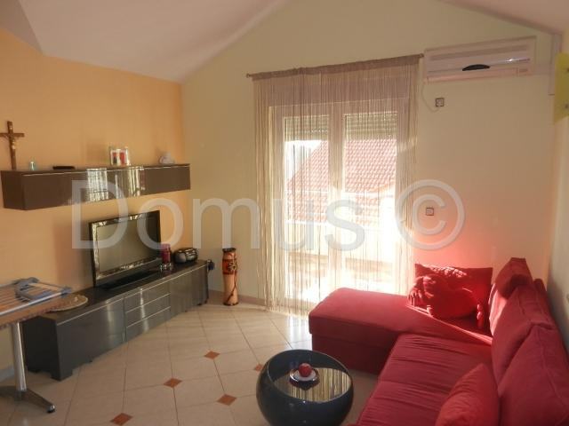 Vodice Soban Apartman M U Potkrovlju M Od Pla E