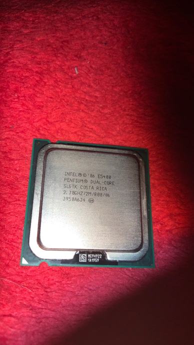 Procesor INTEL Pentium E5400 2M Cache 2 70 GHz 800 MHz FSB