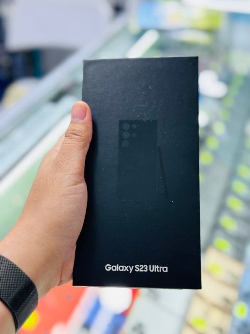 SAMSUNG GALAXY S23 ULTRA 256GB NOVO VAKUM ZAPAKIRAN HR JAMSTVO DOSTAVA