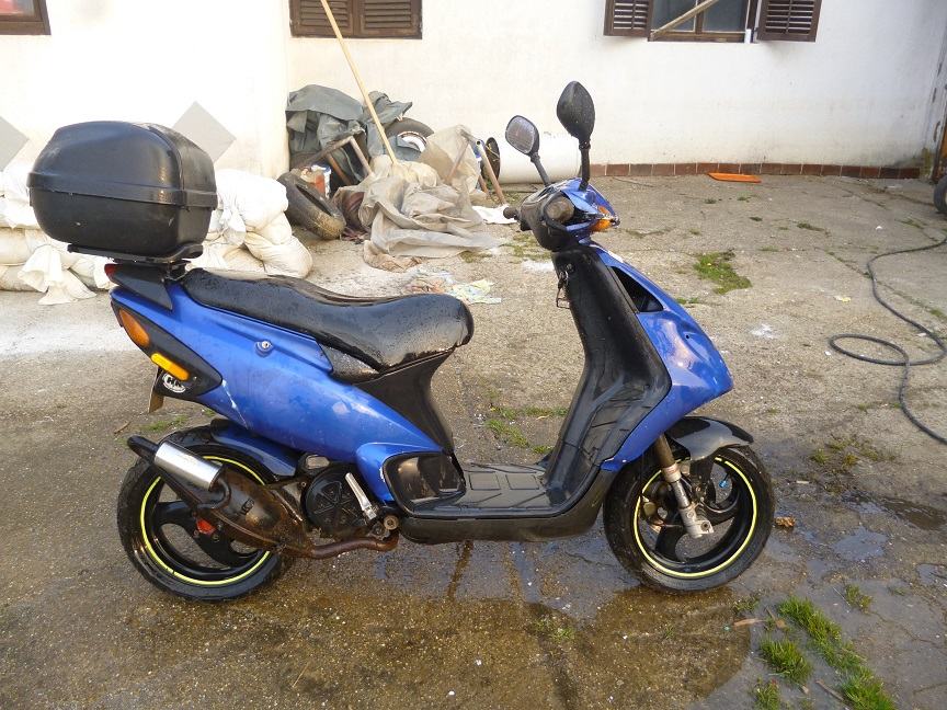 Piaggio NRG 49 Cm3 2001 God