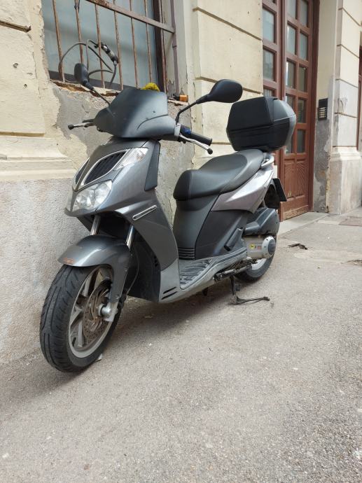 Aprilia Sportcity 198 Cm3 2008 God