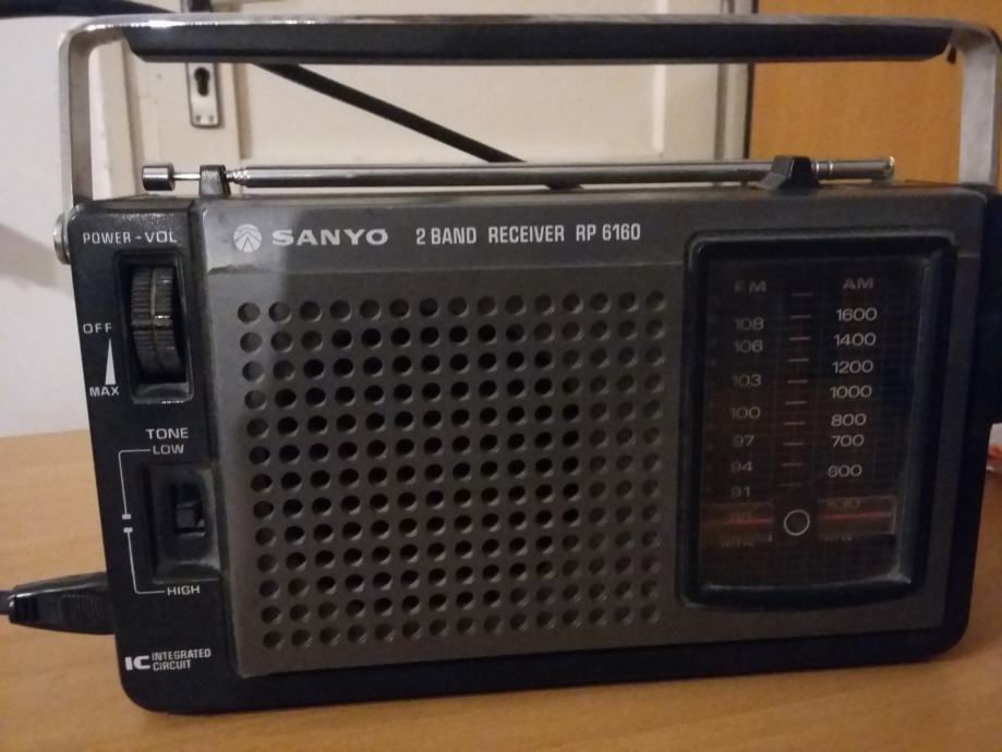 Vintage Sanyo Band Receiver Rp