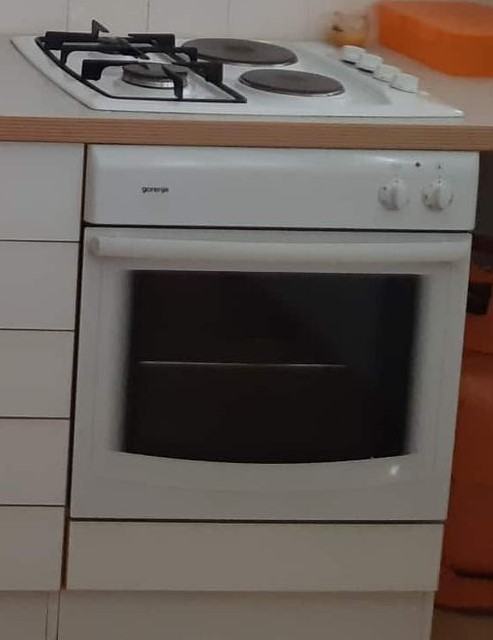 Kombinirani štednjak Gorenje plin struja