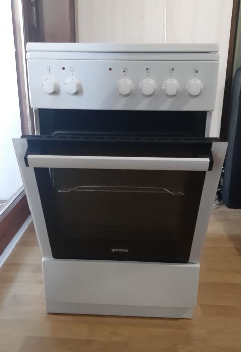 Štednjak Gorenje E 51102 AW struja prodajem SNIŽENO