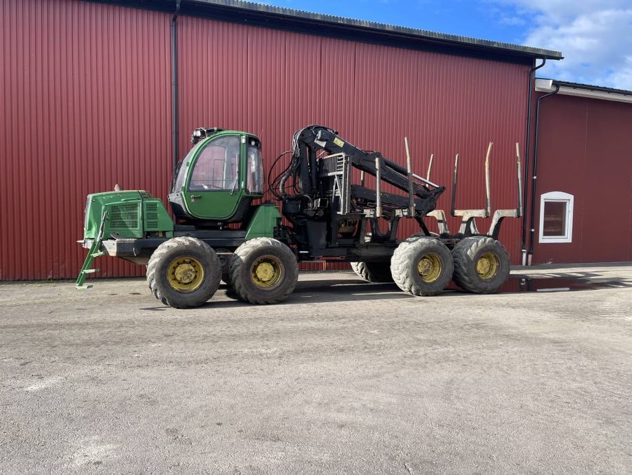 Forwarder John Deere E