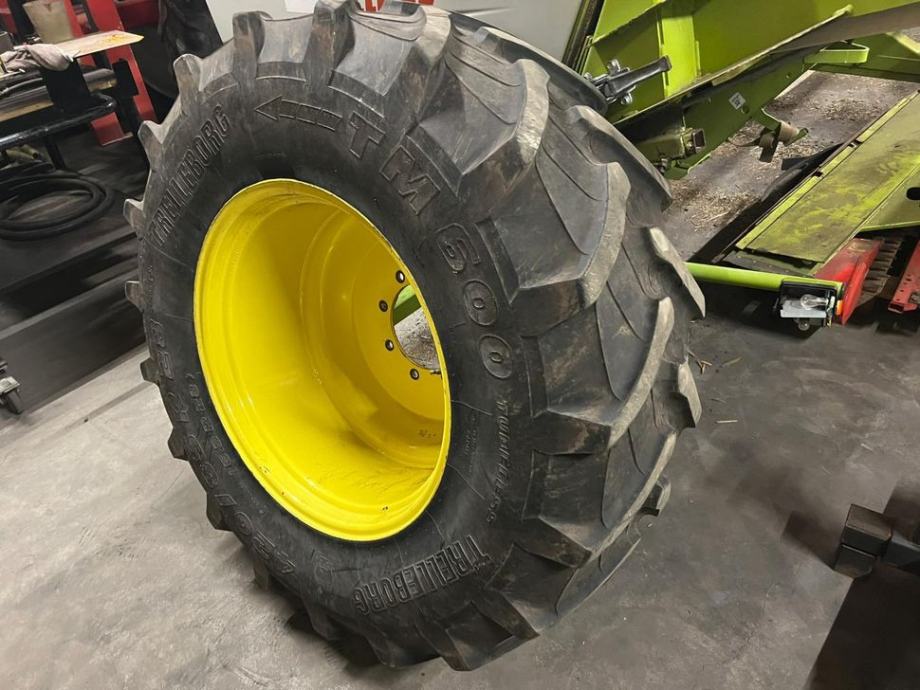 Kotači John Deere gume i felge Trelleborg 420 85R28 i 480 80R42