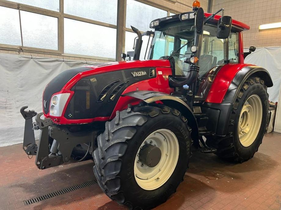 Valtra T213 Versu