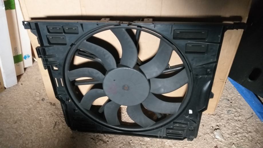 AUDI A3 A4 A5 A6 VENTILATOR HLADNJAK VODE KLIME MASKA